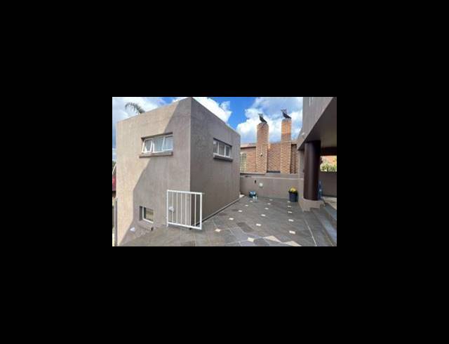 7 BEDROOM PROPERTY TO RENT IN RIDGEWAY